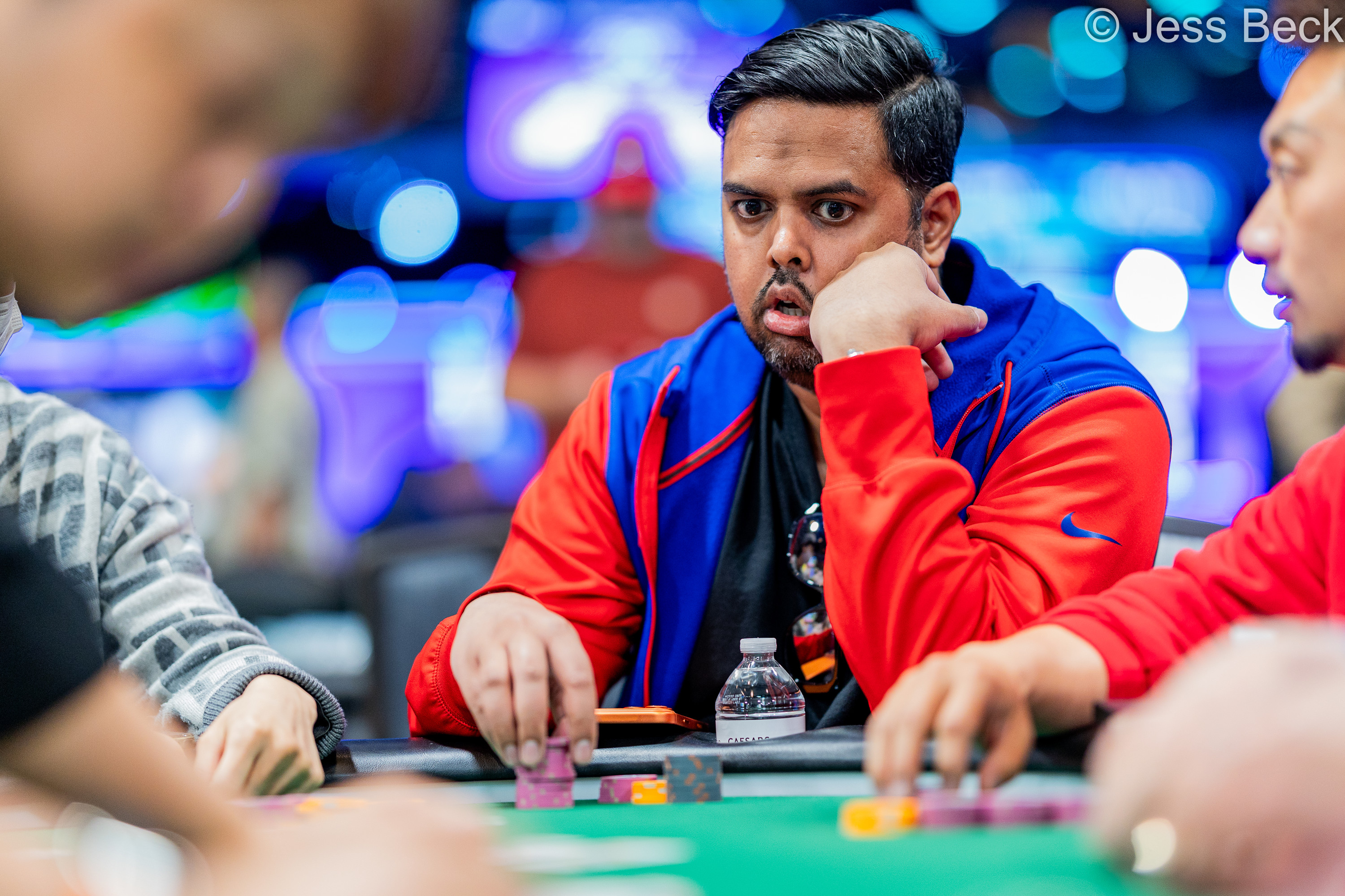 百家乐规则 - WSOP 主赛事泡沫期上演“清一色”VS“葫芦”的世纪对决 - 百家乐规则